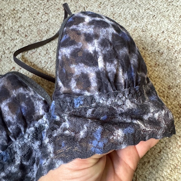 Hanky Panky Signature Lace Triangle Bralette Bra Animal Print - Picture 2 of 4